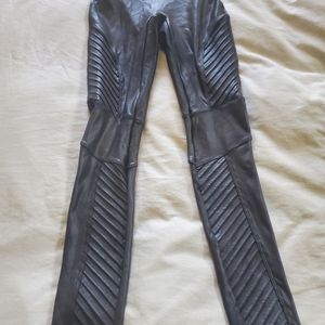 Spanx Ribbed Faux Leather Leggings XS Like New